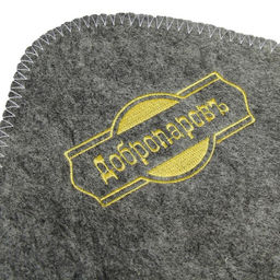Коврик - сидушка для бани и сауны, 38×47 см, полиэфир 70%, шерсть 30%, серый с золотой вышивкой, «Добропаровъ»