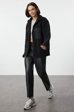 Winter Essentials Siyah Kal?n Polar Fermuarl? Dik Yaka Uzun Kol Cepli Orme Sweatshirt TWOAW24SW00071