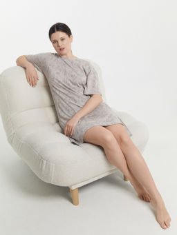 Сорочка ночная женская в сером цвете с веточками