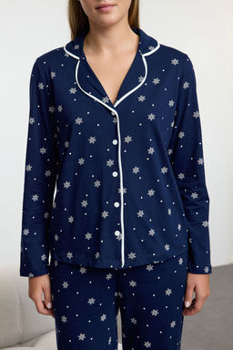 Trendyolmilla Lacivert %100 Pamuklu K?s Temal? Biyeli Orme Pijama Tak?m? THMAW25PT00083