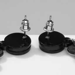 Серьги акриловые «Сердечко» пальчики, цветные в серебре