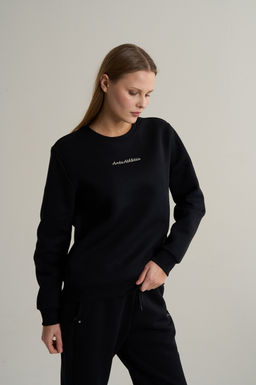 Свитшот Черный TRN ESSENTIAL Sweatshirt