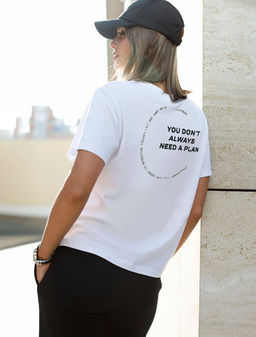 Футболка из премиального хлопка с принтом фольгой