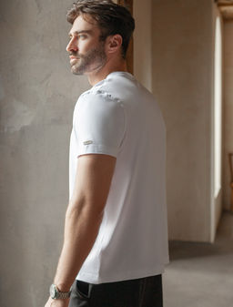 Футболка из премиального хлопка с авторским принтом - Vilatte фото 2