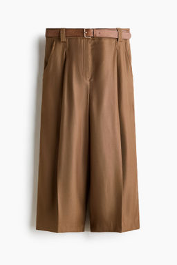Pantal?n culotte de sarga con cintur?n