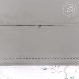 Постельное белье Лайла (тенсель) 2 сп. с Евро/Пододеяльник (молния, ушки): 1 шт.- 210*175; Простыня: 1 шт.- 240*240; Наволочка (молния, ушки): 2 шт.- 70*70; Наволочка (молния, ушки): 2 шт.- 50*70 Тенсел