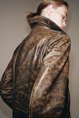 CHAQUETA BIKER PIEL 100% ZW COLLECTION LIMITED EDITION / Marr?n - Zara фото 3