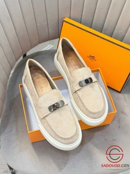 Лоферы женские из замши