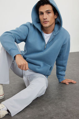 TRENDYOL MAN Siyah Oversize/Genis Kesim Fermuarl? Kapusonlu Ici Polarl? Basic Sweatshirt TMNAW25SW00050 - Trendyolmilla фото 3