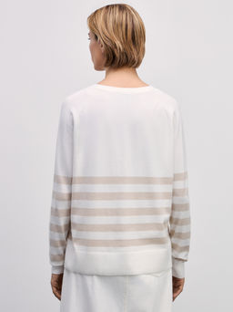 Базовый джемпер с треугольным вырезом / Zarina  фото 5