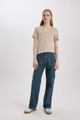 Базовая футболка в рубчик с короткими рукавами приталенного кроя и V-образным вырезом - Defacto фото 2