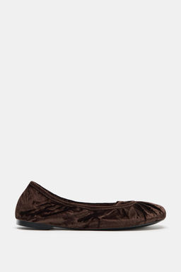 VELVET EFFECT BALLERINA FLATS WITH STRAPS - Zara фото 3