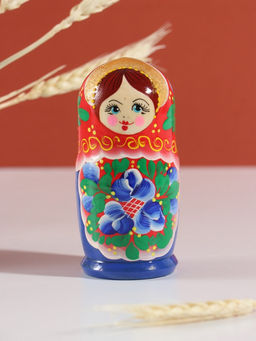 Матрёшка дерево «Любовь», красный платок, 5-кукольная, 11.5 см