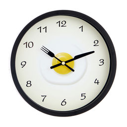 Часы настенные классические «Яичница», серия: Кухня, бесшумные, плавный ход, d=23 см