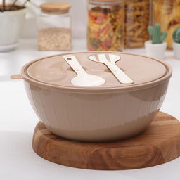 Салатник с крышкой и приборами «Bono», 5 л, цвет МИКС