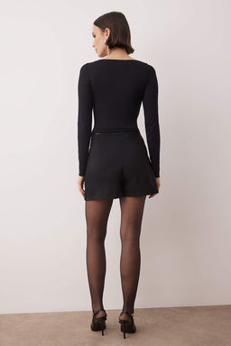 Siyah Dusuk Bel Tas Bask?l? Dokuma Etek Gorunumlu Sort & Bermuda TPRAW26SR00002 - Trendyolmilla фото 7