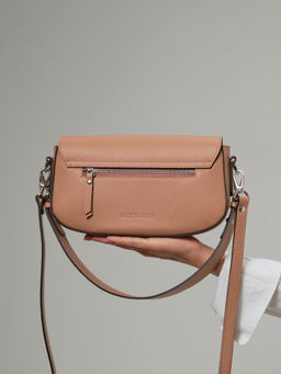 Сумка кожаная на плечо Azaro 31049 бежевая нуга