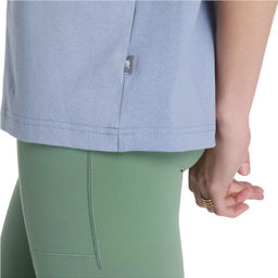 Футболка женская