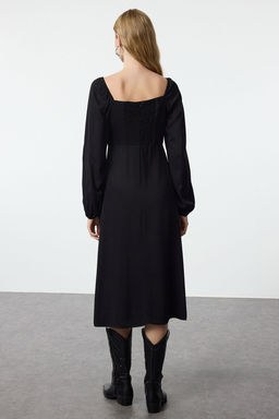 Siyah Kare Yaka Balon Kollu A Kesim Midi Belmando Kumas Dokuma Elbise TWOAW25EL00243 - Trendyolmilla фото 5