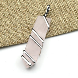 Подвеска с розовым кварцем Карандаш 15*50мм