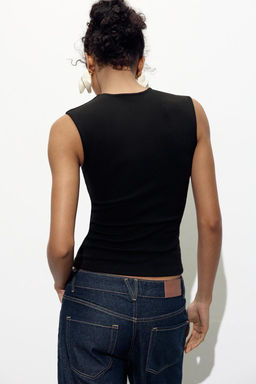 SLEEVELESS KNIT TOP - Zara фото 14