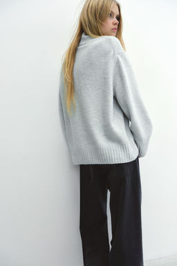 Jersey de punto fino con cuello perkins - H&m фото 5