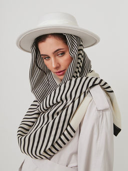 Большой, мягкий, тонкий и очень нежный двусторонний палантин - Tantino фото 9