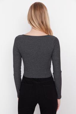 Antrasit Dugme Detayl? Kare Yaka Fitted/Vucuda Oturan Fitilli Esnek Crop Orme Bluz TWOAW23BZ00384