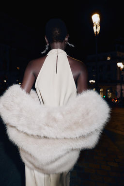 HALTER TOP WITH BEAD DETAIL - Zara фото 3