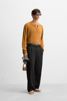 BUTTON-NECK KNIT T-SHIRT