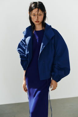 CHAQUETA NYLON BOTONES / Azul?n