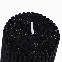 Свеча-столбик «Новогодних чудес», с блёстками, чёрная, 8.5×6 см