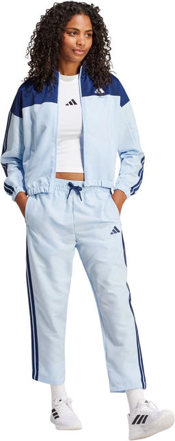 Спортивный костюм женский