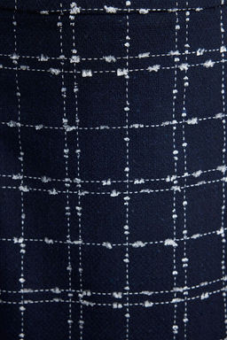 TRENDYOLMILLA Siyah Tuvit Kumas Etek Ucu Puskul DEtayl? Kalem Duz Kesim Mini Boy Dokuma Etek TWOAW21ET0026 фото 4