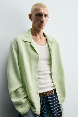 CAMISA FLUIDA RELAXED FIT EFECTO IRREGULAR / verde lavado - Zara фото 6