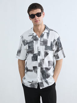 Regular Fit Resort Yaka Desenli Erkek G?mlek