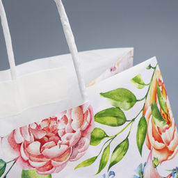 Цена за 2 шт. Пакет подарочный крафтовый, упаковка, Самой прекрасной, 32?28?15 см