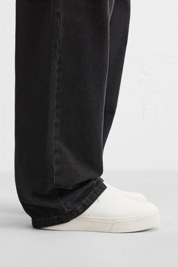 TRAINERS