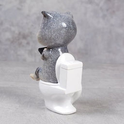 Цена за 2 шт. Фигурка Кот на унитазе с телефоном 12,5 см / YX51016 /уп 2/48/ - Галеонтрейд фото 2