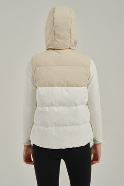 Жилет пуховый Бежевый/Белый