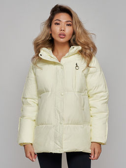 Зимняя женская куртка модная с капюшоном светло-желтого цвета 52308SJ - HULDLUCK фото 10