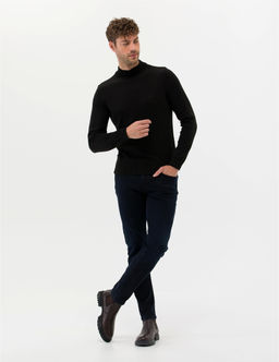 Siyah Slim Fit Yar_m Bal_k__ Yaka Basic Triko Kazak