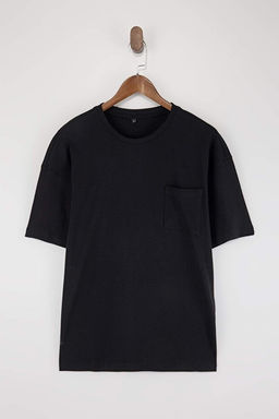 Siyah Oversize/Geni_ %100 Pamuk Bisiklet Yaka Cepli T-Shirt TMNSS26TS00016