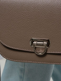 Сумка кожаная Azaro 30741 тауп