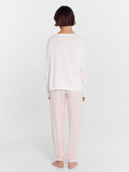 Пижама женская розовая с надписью Sweets for breakfast белый +белая полоска на нежно -розовом 592422 - Mark formelle фото 2