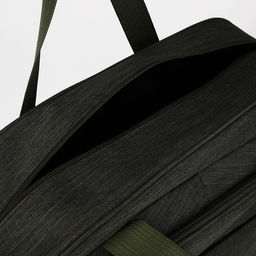 Сумка дорожная на молнии, наружный карман, длинный ремень, цвет зелёный - Simaland фото 4