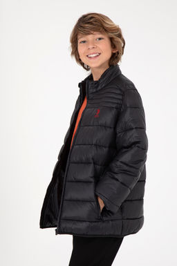 Черное пальто для мальчика Неожиданная скидка в корзине