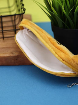 Пенал плюшевый "Red dog", orange (20*10 см)