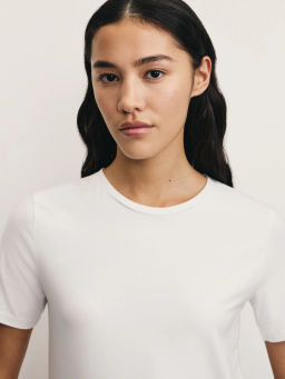 Базовая футболка из эластичного хлопка / Zarina  фото 6