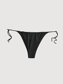 D?z Ba?lama Detayl? Kad?n Bikini Alt